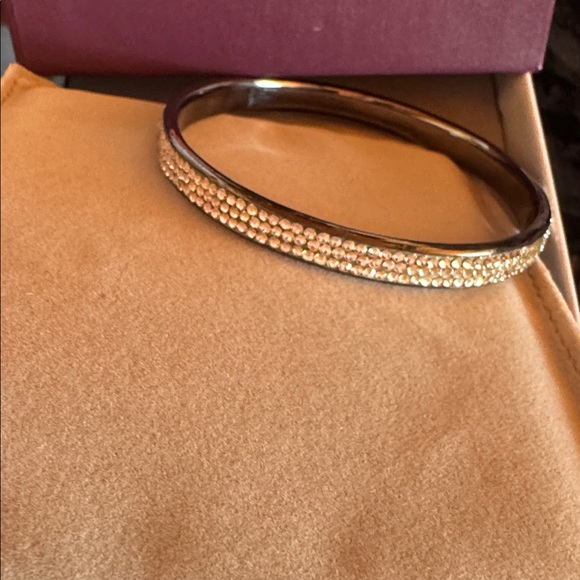 Judith Leiber Hematite Crystal Bracelet, New In Box & Velvet - Picture 4 of 6